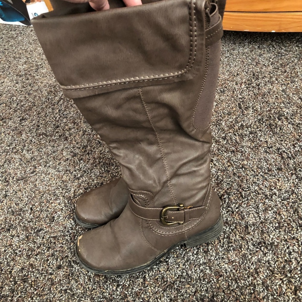 Riding boots! Comfy and cute!
